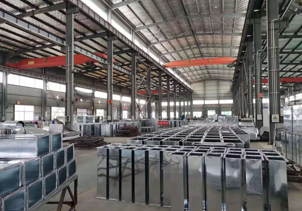 1727321796442081.jpg 十堰風(fēng)管加工廠小編介紹風(fēng)管的清洗方法